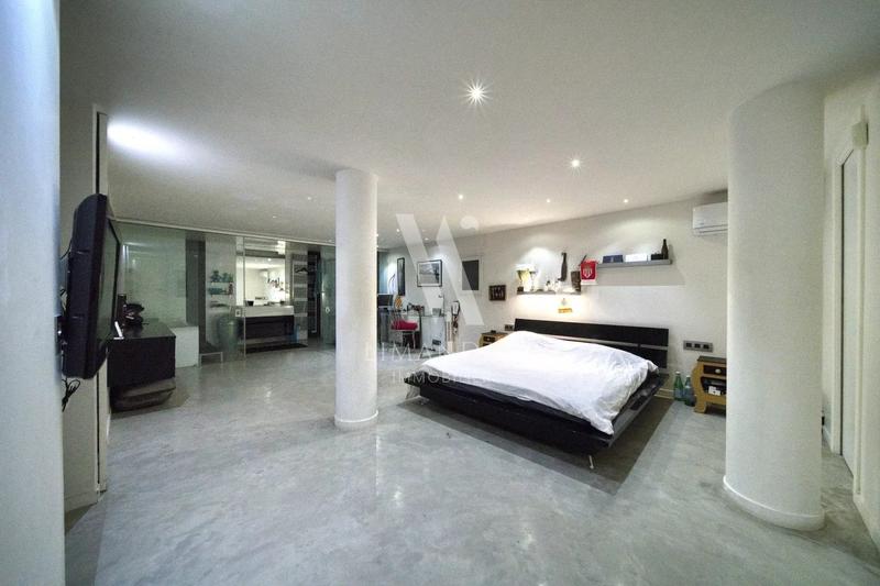 Appartement - 330 m² - 6 pièces