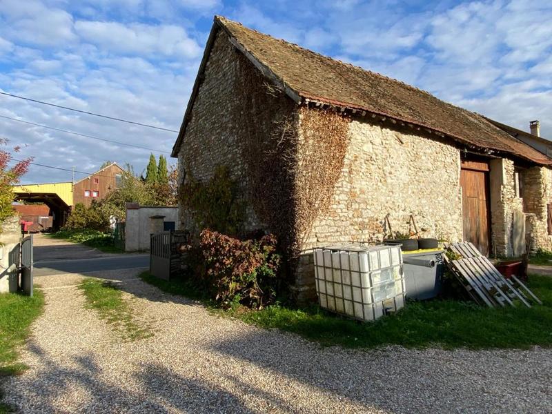 Grange - 80 m² - 1 pièce