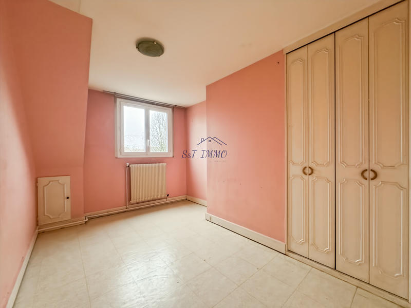 Maison - 172 m² - 9 pièces