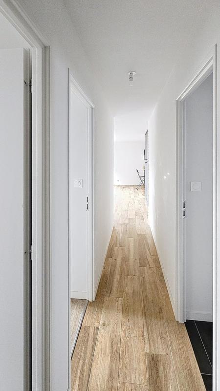 Maison - 92 m² - 5 pièces