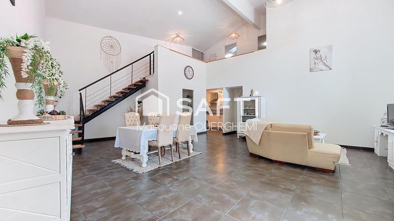 Maison - 120 m² - 4 pièces