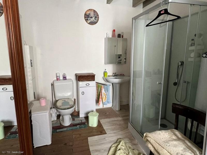 Maison en pierre - 56 m² - 2 pièces