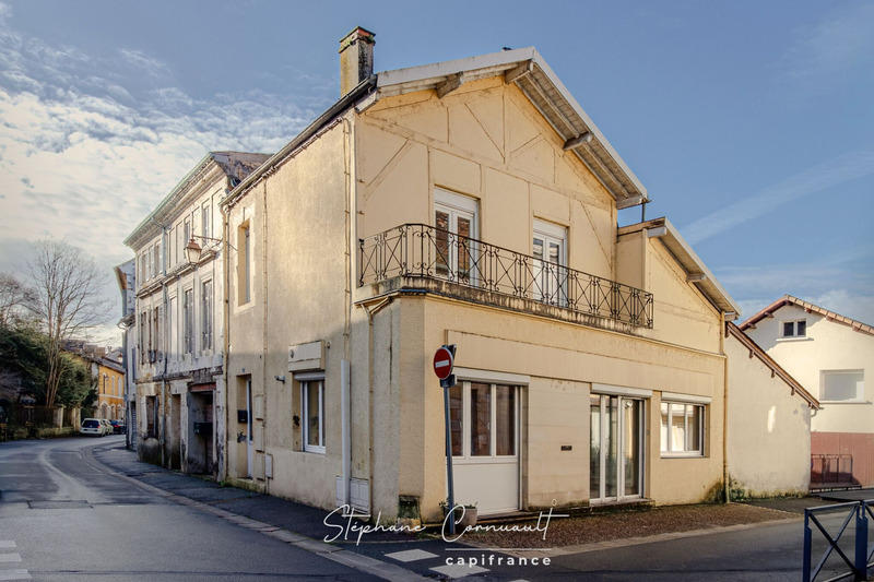 Immeuble - 116 m² - 6 pièces