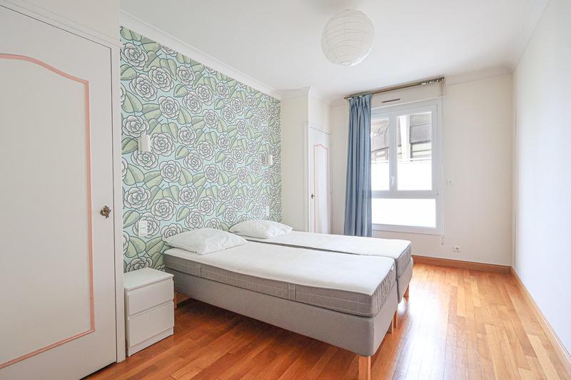 Appartement - 80 m² - 3 pièces