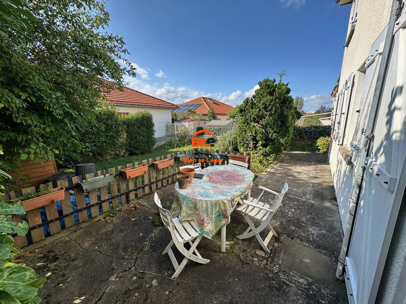 Maison - 105 m² - 6 pièces