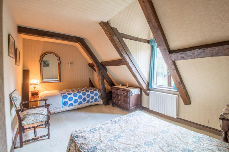 Propriété - 293 m² - 5 pièces