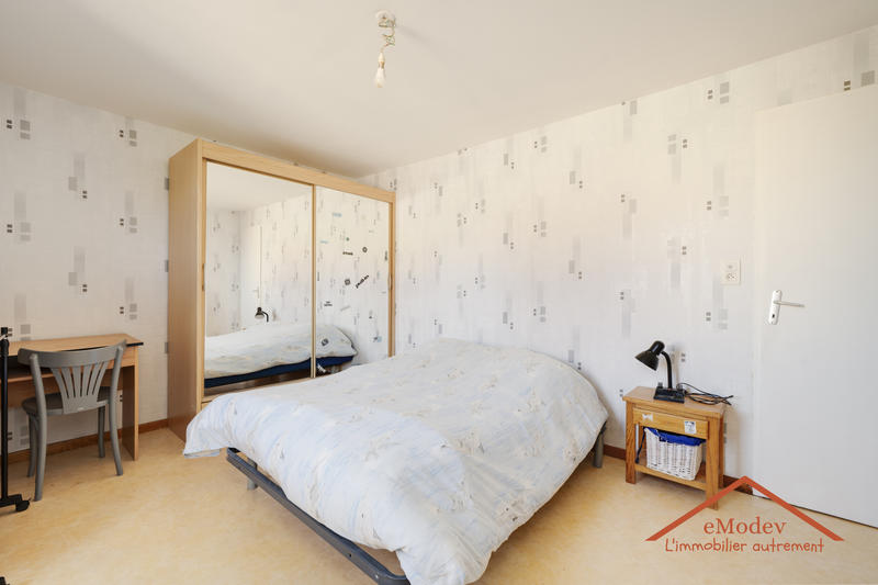 Maison - 200 m² - 5 pièces