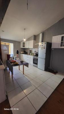 Maison - 231 m² - 6 pièces