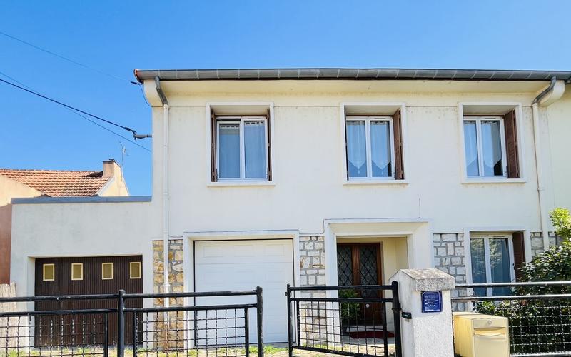 Maison - 120 m² - 5 pièces