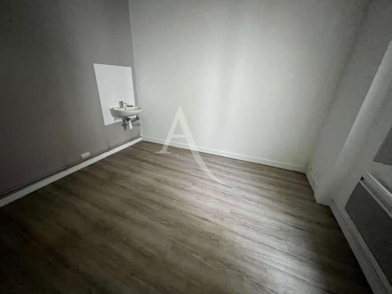 Local commercial - 50 m² - 2 pièces