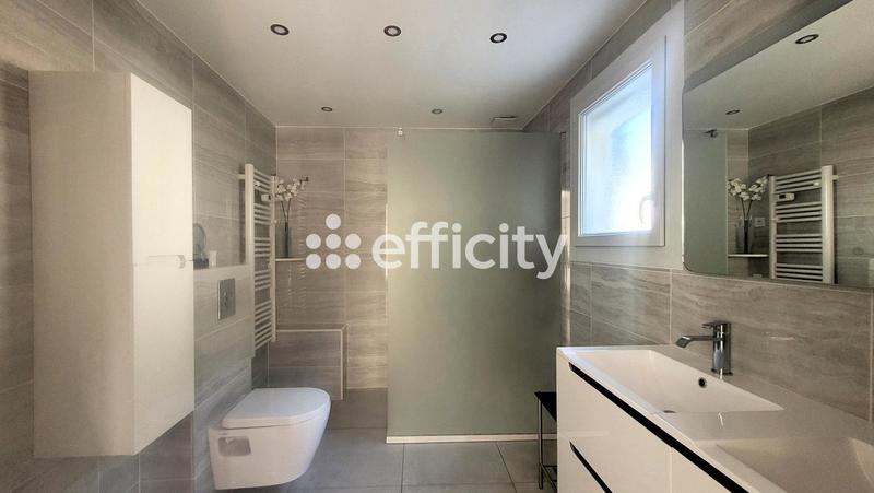 Villa - 165 m² - 5 pièces