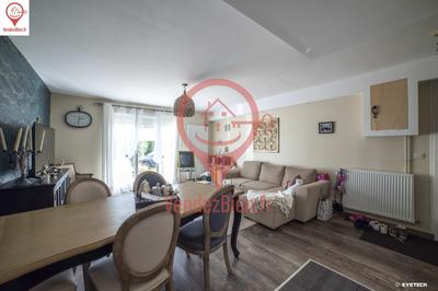 Maison - 80 m² - 4 pièces