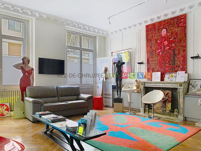 Bureau - 258 m² - 7 pièces