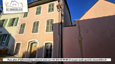 Maison - 240 m² - 6 pièces