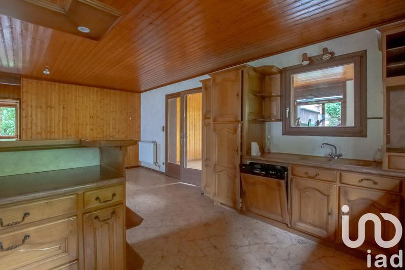 Maison - 209 m² - 7 pièces