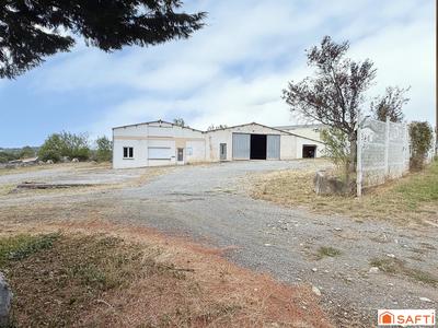 Local commercial - 496 m² - 7 pièces