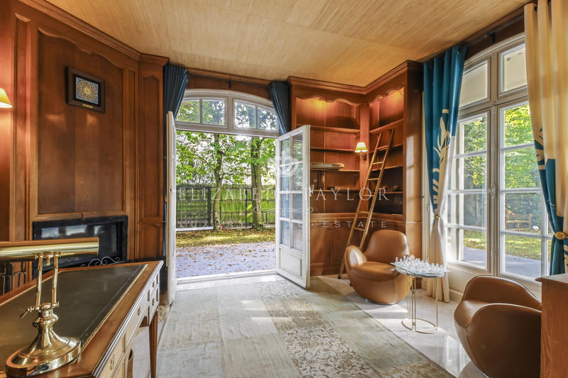 Villa - 420 m² - 14 pièces