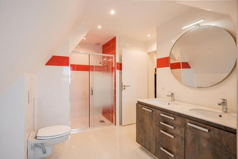 Maison - 135 m² - 6 pièces