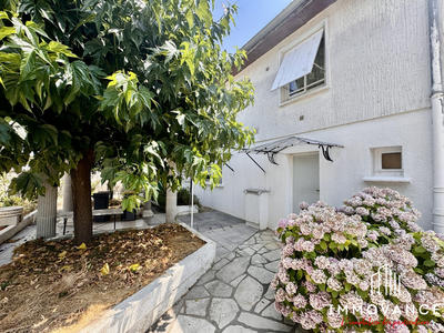 Maison ancienne - 153 m² - 8 pièces