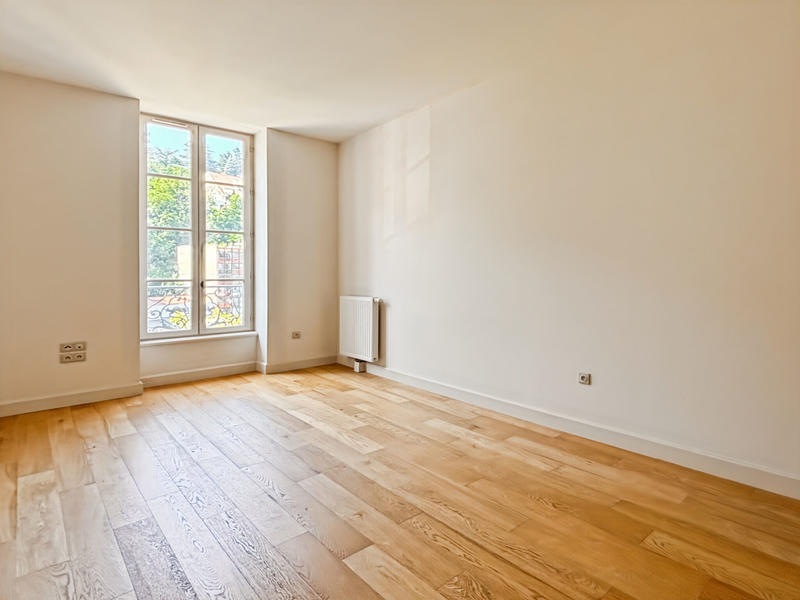 Appartement - 81 m² - 4 pièces