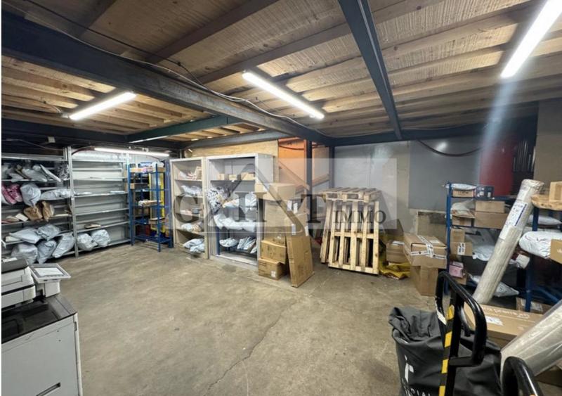 Entrepôt - 170 m²