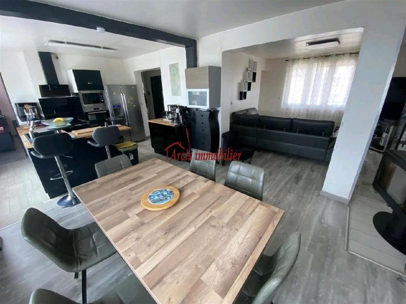 Maison - 120 m² - 7 pièces