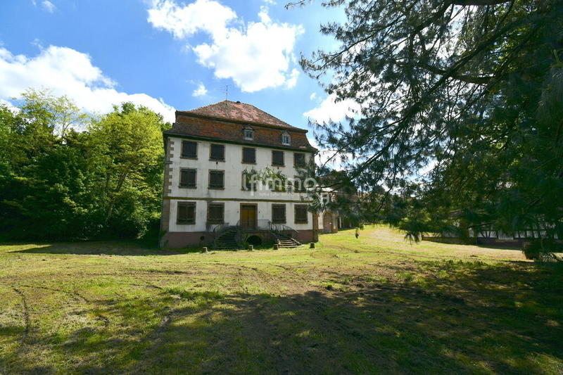 Immeuble - 3 305 m² - 40 pièces