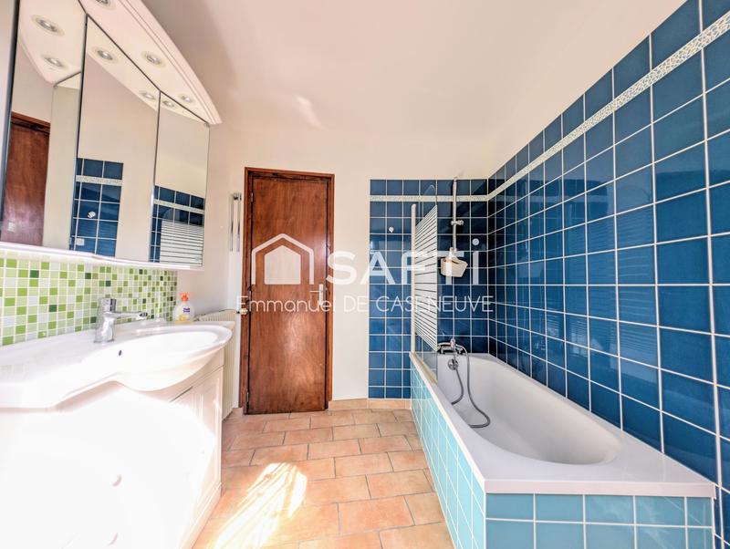 Maison - 90 m² - 4 pièces