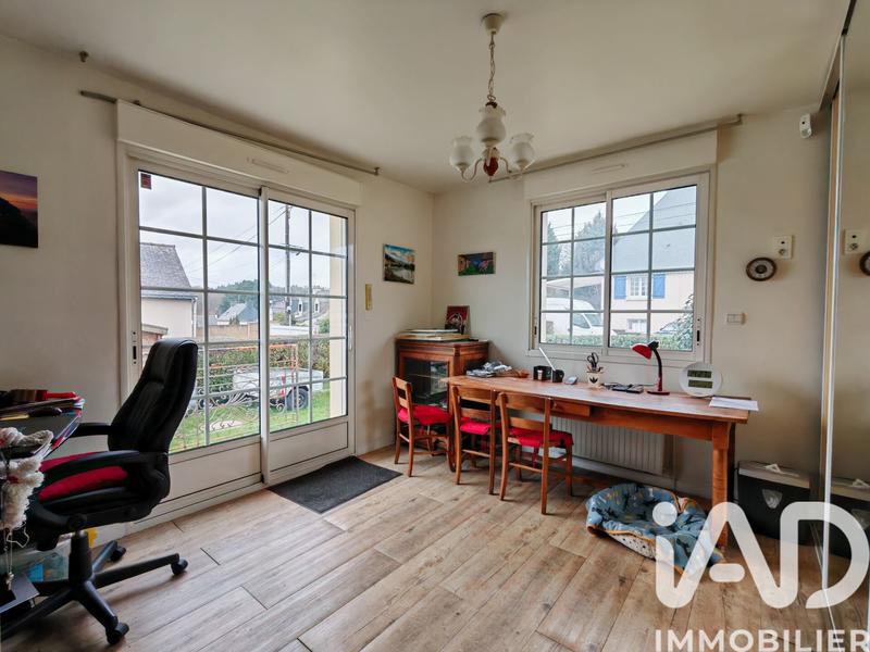 Maison - 152 m² - 8 pièces