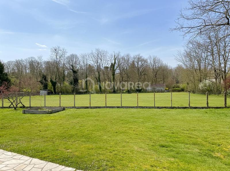 Maison - 196 m² - 6 pièces