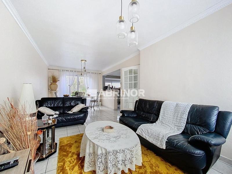 Maison - 92 m² - 4 pièces