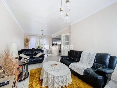 Maison - 92 m² - 4 pièces