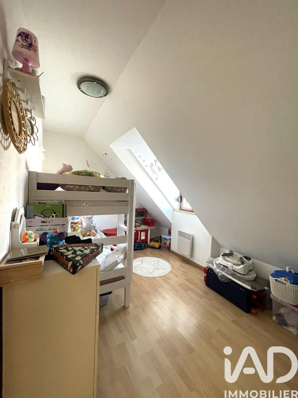 Maison - 99 m² - 5 pièces