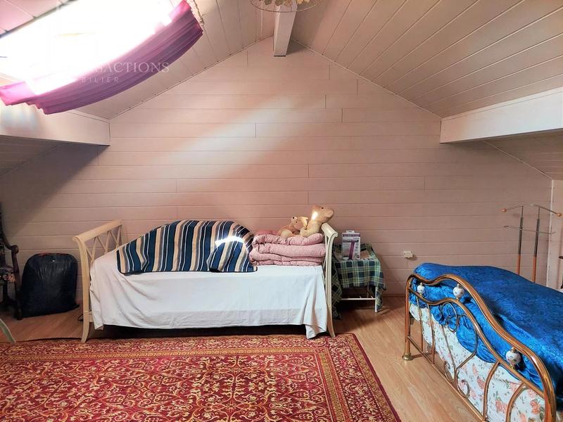 Maison - 172 m² - 8 pièces