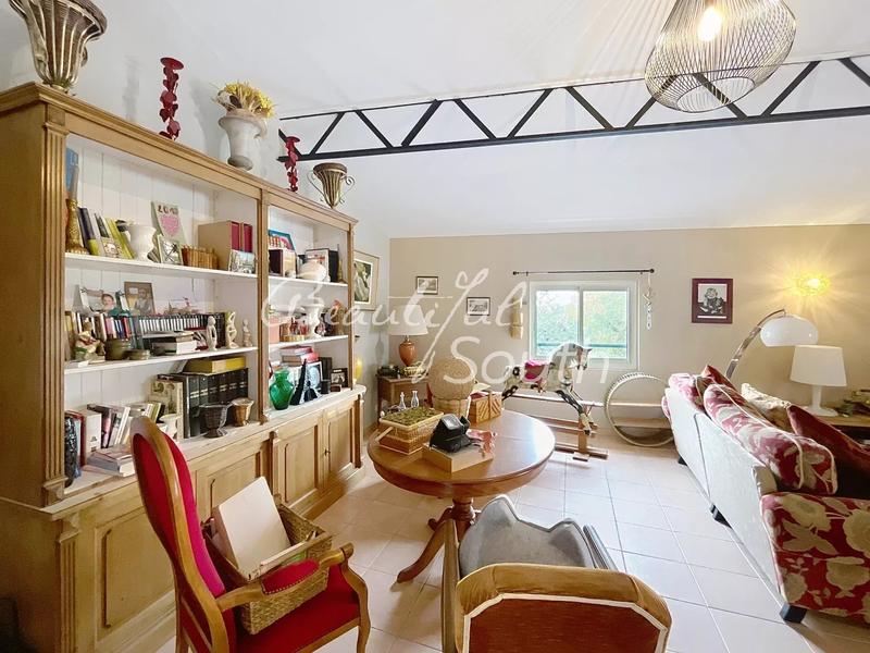 Maison de ville - 297 m² - 8 pièces