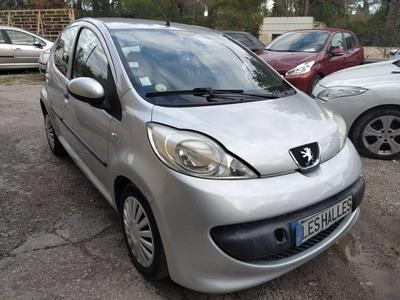 Peugeot 107 1,0 68cv 12v 2-Troniv Trendy Boite Auto