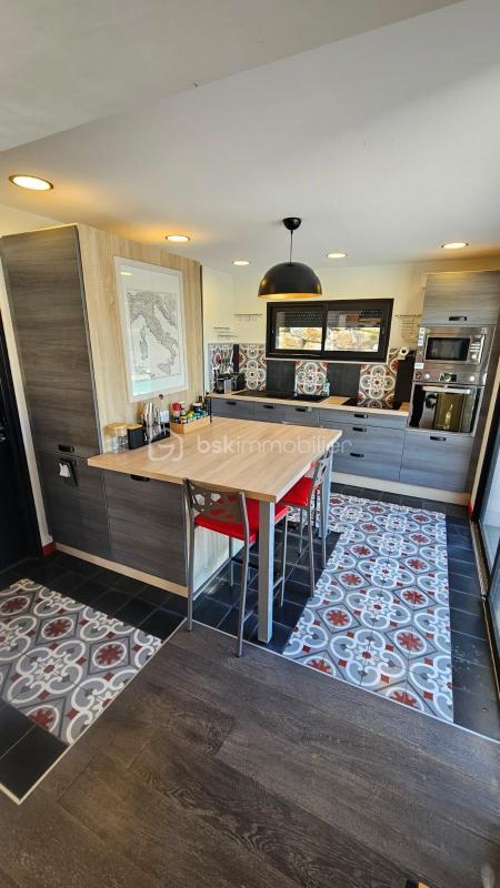 Maison - 170 m² - 4 pièces