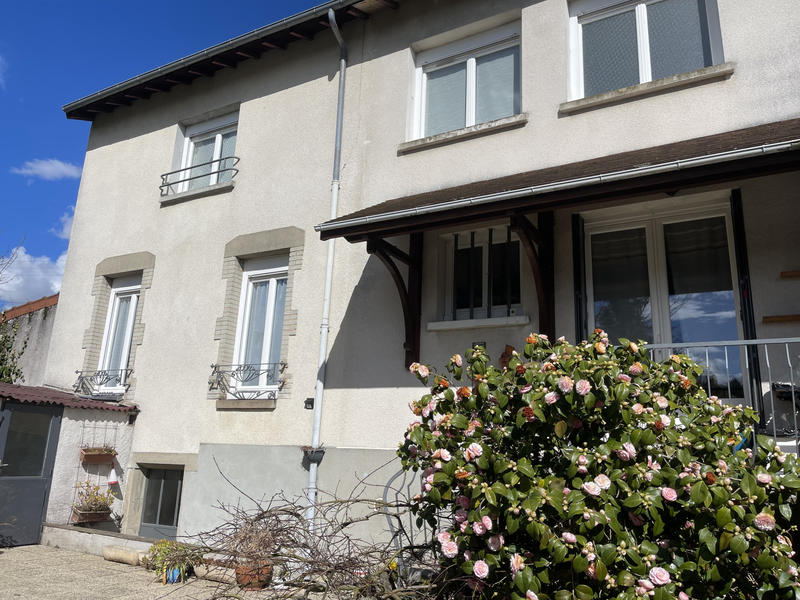 Maison - 152 m² - 7 pièces