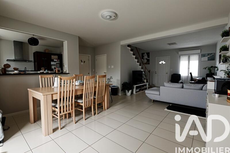 Maison - 91 m² - 4 pièces