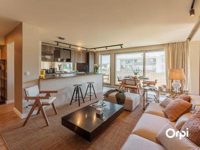 Appartement - 81 m² - 4 pièces