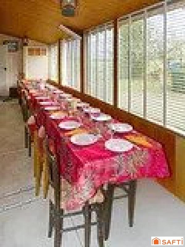 Maison - 168 m² - 10 pièces