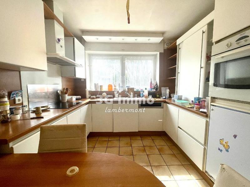 Maison - 170 m² - 8 pièces