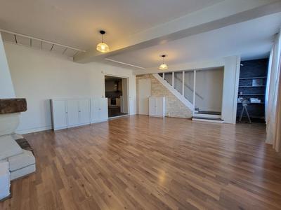 Maison - 139 m² - 5 pièces