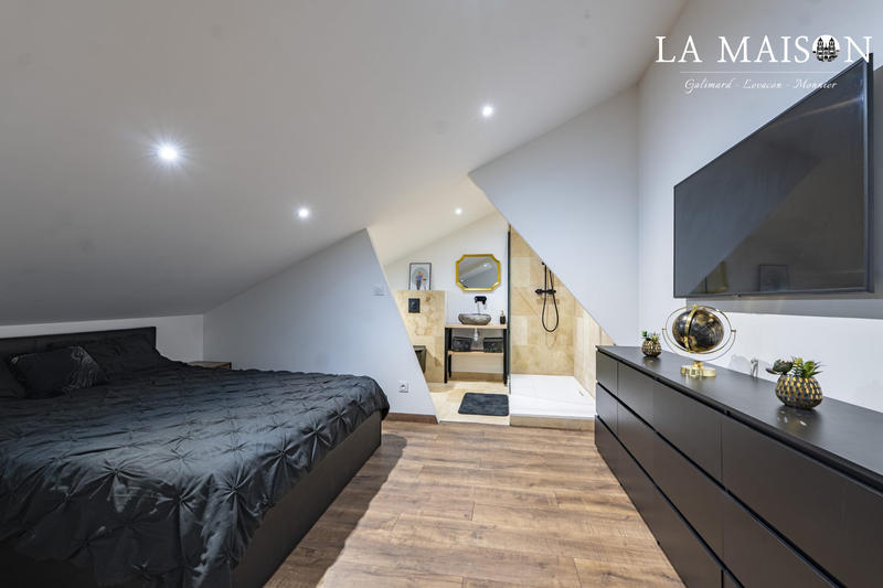 Appartement - 69 m² - 2 pièces