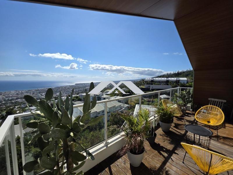 Loft - 123 m² - 4 pièces