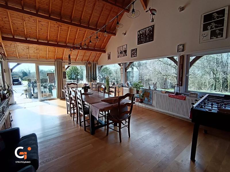 Maison - 164 m² - 8 pièces