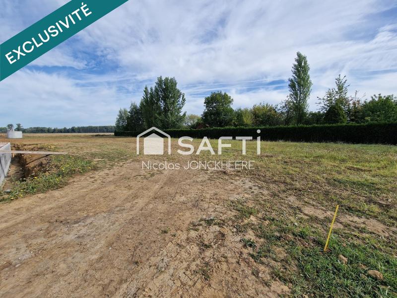 Terrain - 2 111 m²
