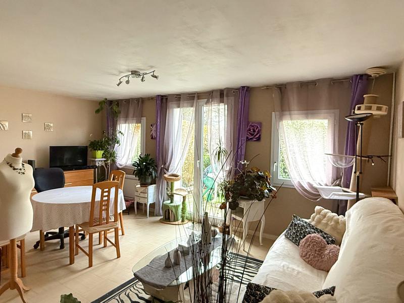 Maison - 80 m² - 4 pièces