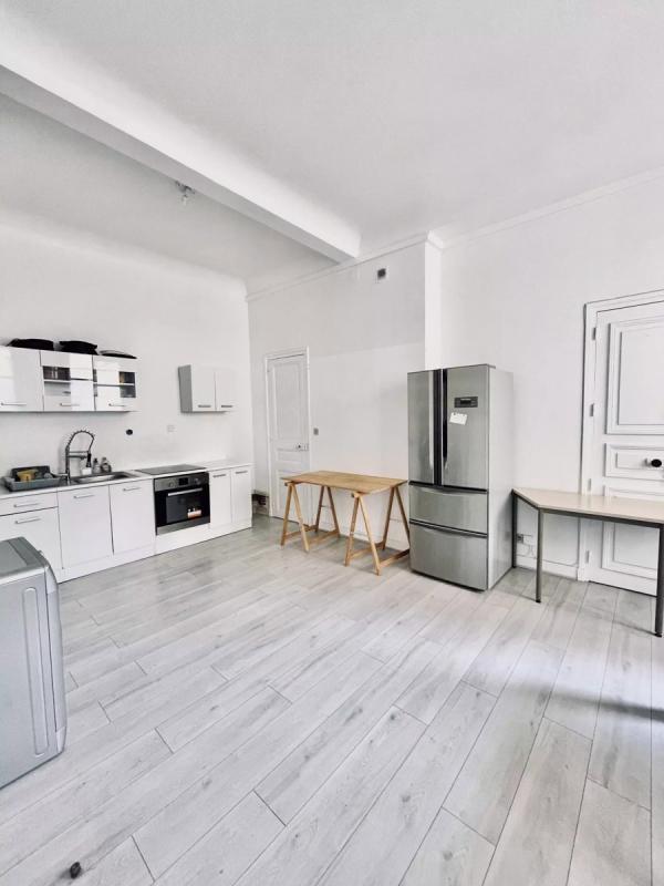 Appartement - 197 m² - 6 pièces