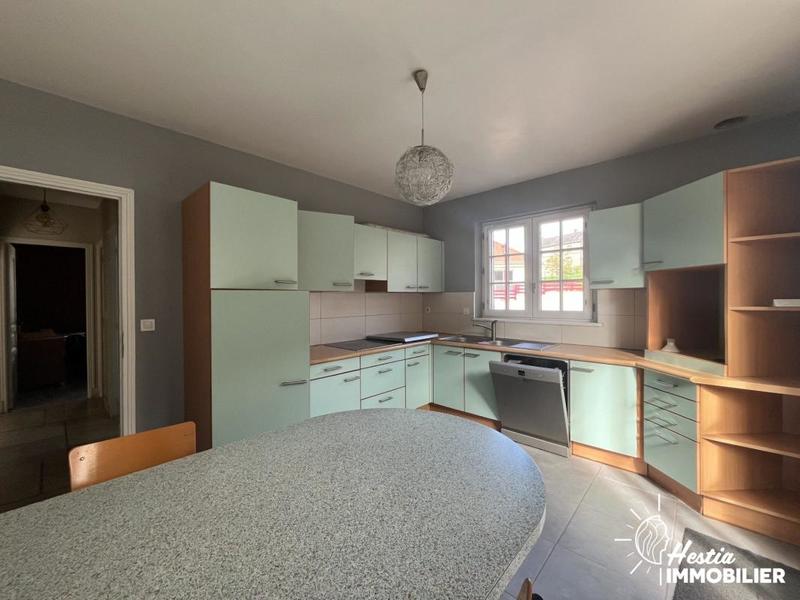 Propriété - 185 m² - 7 pièces